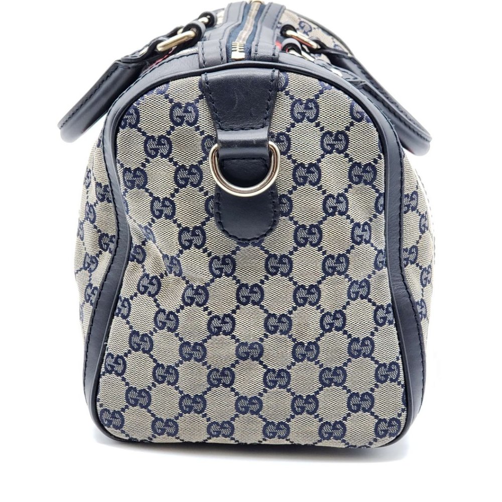 Authentic Gucci Canvas Vintage Medium CrossbodyBag - Picture 3 of 15